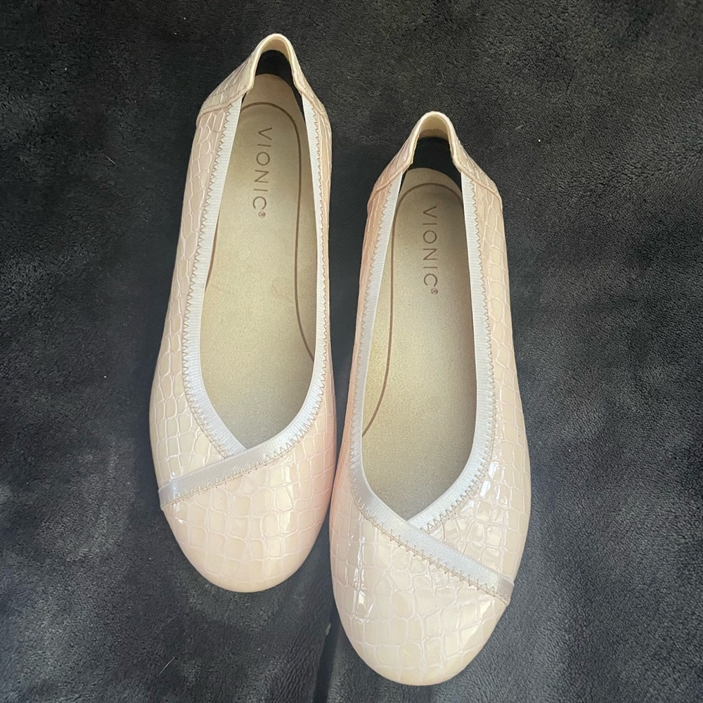 Bionic Light Pink Flats